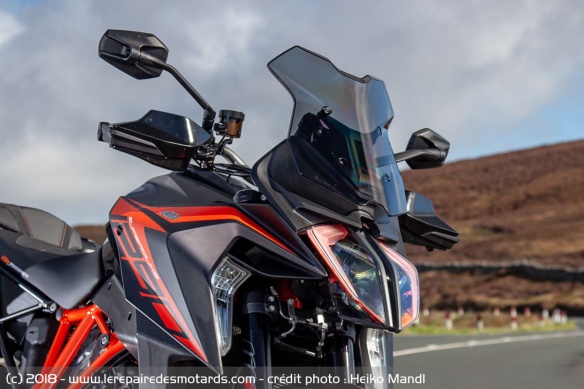 Phare de la KTM 1290 Super Duke GT