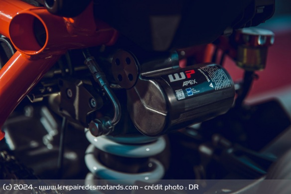 L'amortisseur WP Apex de la KTM 1390 Super Duke R