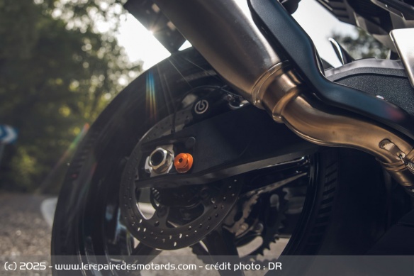 Le frein arrière de la KTM 990 RC R