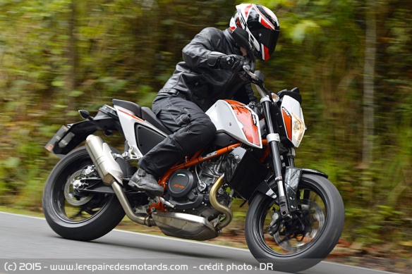 KTM Duke 690