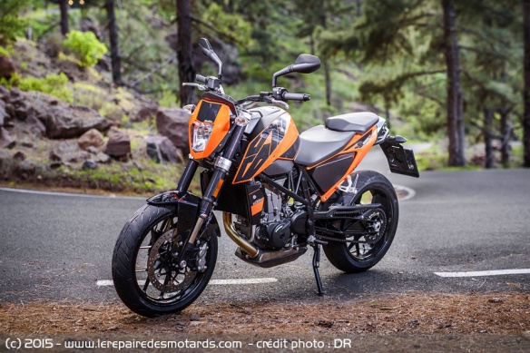 KTM 690 Duke coté