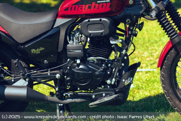 Le moteur de 125 cm3 à refoirdissement par air délivre 12,2 ch