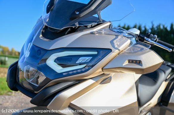 Le car&eacute;nage de la Mash GT750