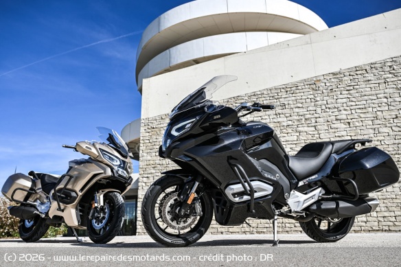 En noir ou dor&eacute;, la Mash GT750 s'affiche &agrave; 11.999 euros