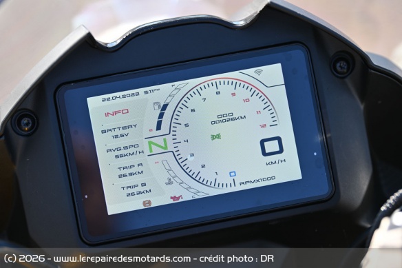 Le compteur TFT de 5 pouces de la Mash K750