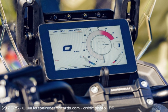 Le compteur TFT de 7 pouces de la T1002VX