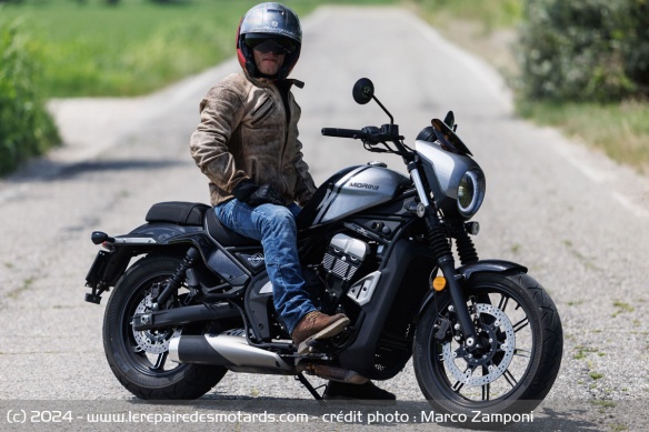 La Moto Morini Calibro 700 est vendue à partir de 7.499 euros