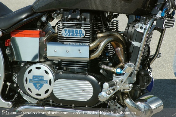 Le bicylindre diesel turbocompressé affiche une cylindrée de 1.430 cm3
