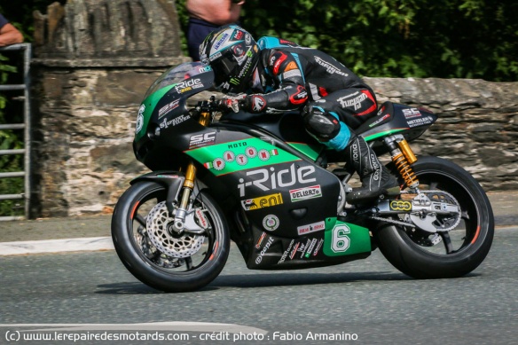 Michael Dunlop lors de sa victoire au Tourist Trophy 2018