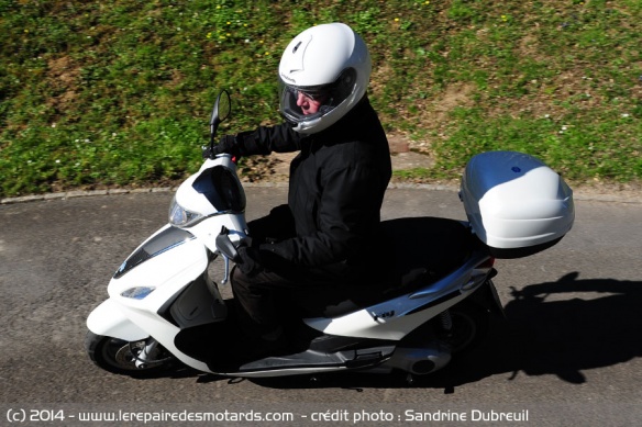Essai route du Piaggio Fly 125
