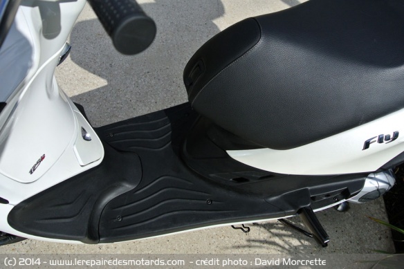Espace pour les jambes sur Piaggio Fly 125