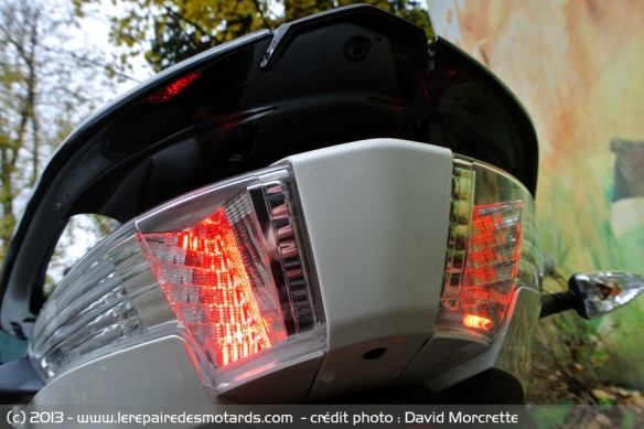 Feu arrière Piaggio MP3 Yourban