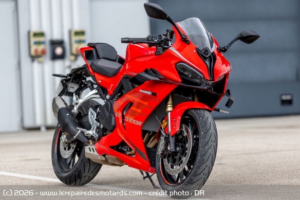 La sportive QJMotor SRK800RR