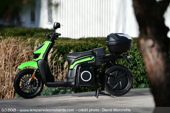 Le Silence 02, premier scooter électrique du constructeur espagnol en 2014