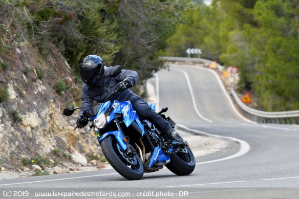 Essai de la Suzuki GSX-S 750 A2 sur route