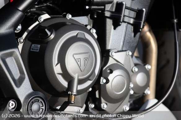 Le trois cylindres est le même que sur la Tiger Sport 800