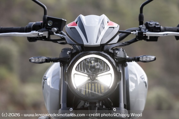 Tout l'éclairage de la moto est à LED