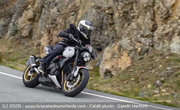 Essai moto Triumph Trident 800 Essai moto Triumph Trident 800