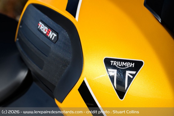 Le r&eacute;servoir reste l'&eacute;l&eacute;ment central du design de cette Trident