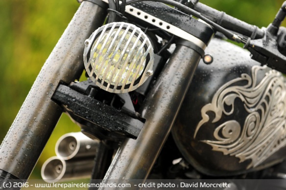 Phare avant Yamaha Bolt
