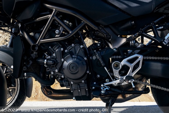 Le moteur CP3 de 890 cm3 de la Yamaha Niken GT