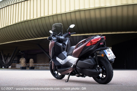 Yamaha X-Max 300