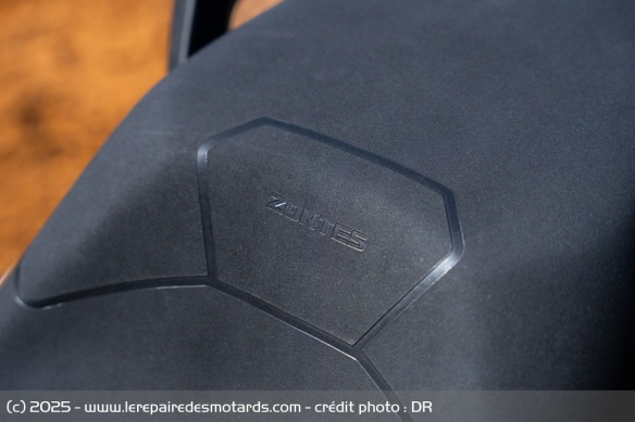 Le freinage est confié à J.Juan, sous couvert d'un ABS Continental