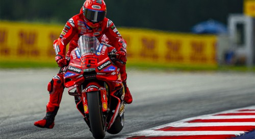 Intraitable, Marc Marquez remporte le Grand Prix d'Autriche pour la premire fois de sa carrire en s'imposant  Spielberg devant Fermin Aldeguer et Marco Bezzecchi 
