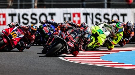 Les plus belles photos du Grand Prix MotoGP de Hongrie marqu par les chutes  rptition et la double victoire de Marc Marquez 