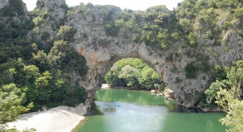 Balade du plateau des Gras en Ard�che. Vall�e de l'Ibie et Belv�d�re de Tourre. 