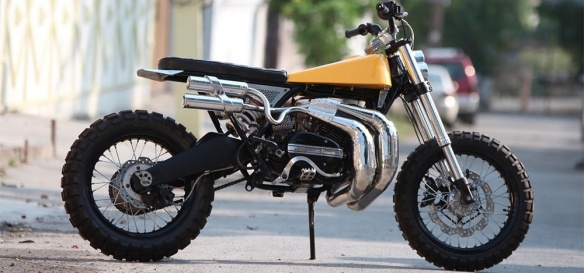 Revenir à la moto : Yamaha RD350 Scrambler 