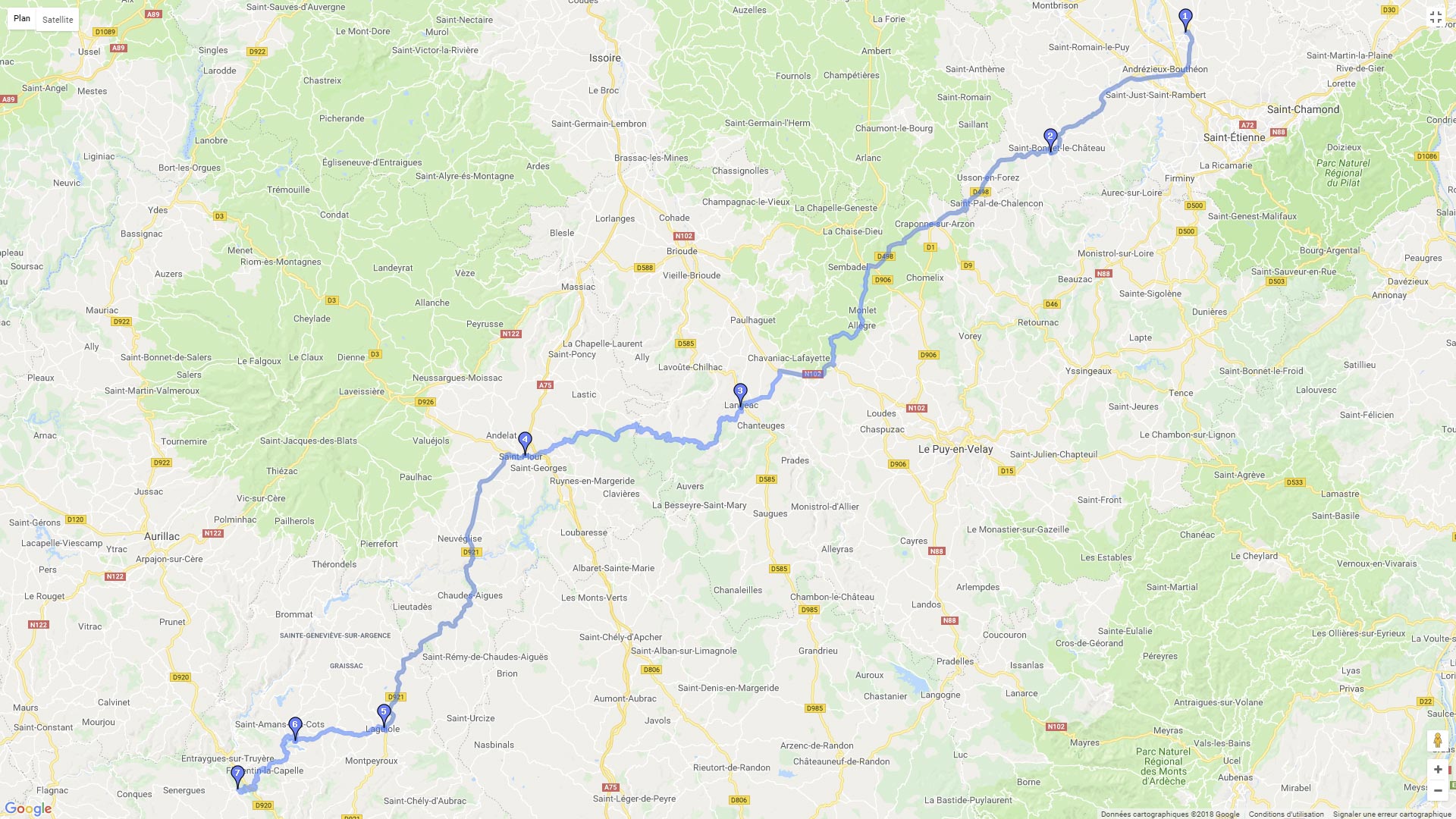 Pour zoomer sur la carte et avoir plus de détails, connectez-vous ! Carte roadbook Entre les volcans d'Auvergne et les Cévennes