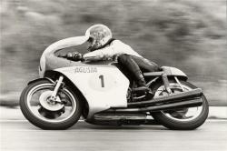 Pilote de légende : Carlo Ubbiali (photo : DR)