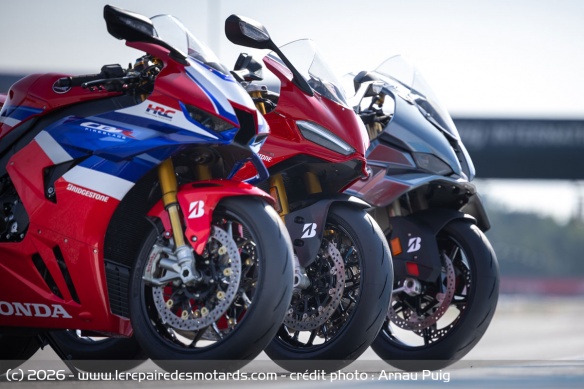 Les pneus Bridgestone Battlax Racing Street RS12