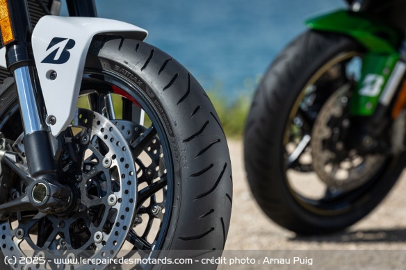 Les pneus Bridgestone Battlax Sport Touring T33