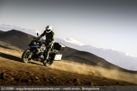 Le pneu se destine aux gros trails