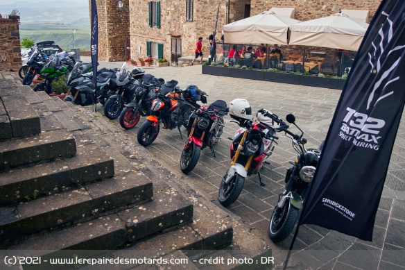 Essai des pneus Bridgestone T32 et T32GT