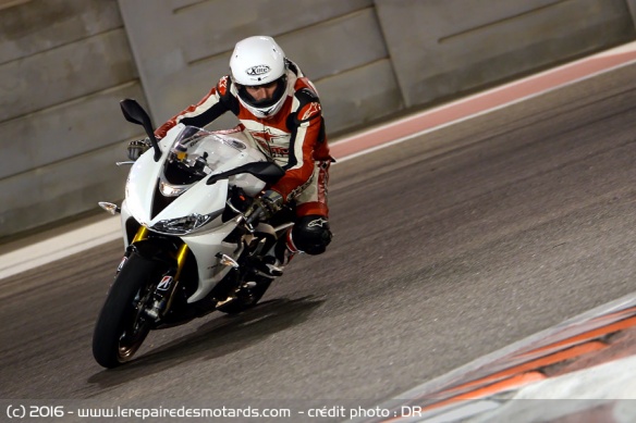 pneu Bridgestone S21 sur circuit