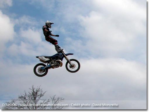 Saut à la Fête de la moto au Bugue