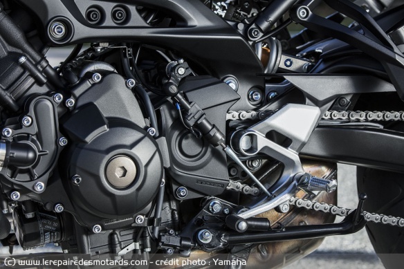 La GT hérite même d'un shifter QSS