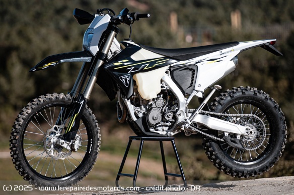 L'enduro Triumph TF 250-E