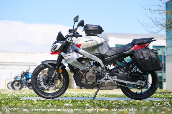 Essai roadster Aprilia Tuono 457
