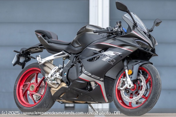 Essai QJMOTOR SRK 921 RR