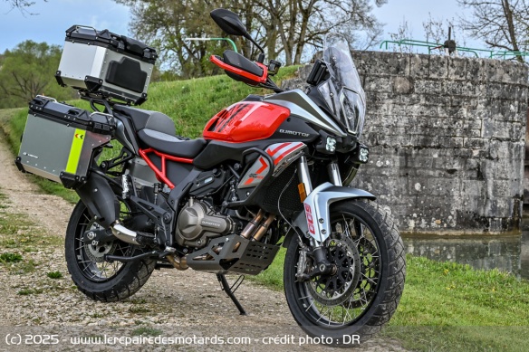 Essai QJMOTOR SRT 600 SX Touring