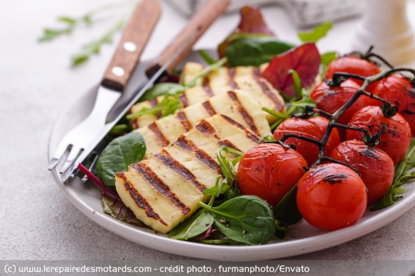 Le halloumi grillé Le halloumi grillé