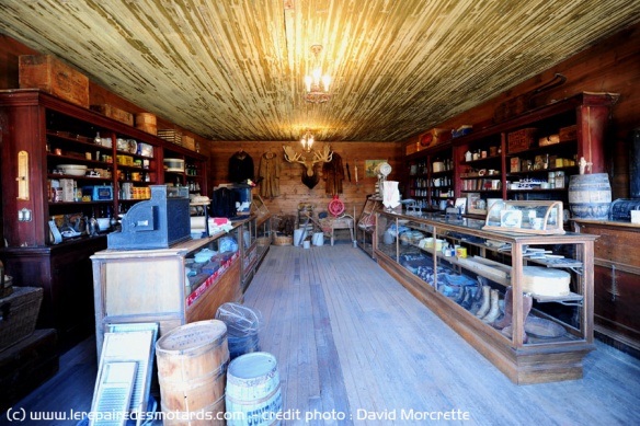 une droguerie digne de la petite maison dans la prairie
