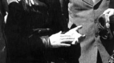 De ses nombreux succès au Manx GP et sur le Tourist Trophy au premier titre de Champion du Monde 350 GP de l'histoire, retour sur le parcours de Freddie Frith