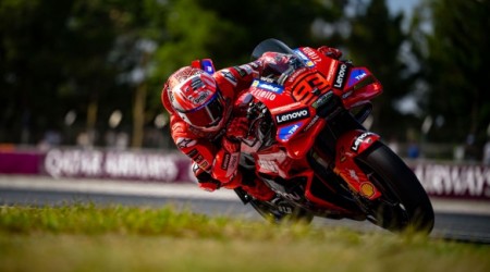 De Geoff Duke à Marc Marquez, retour sur ces rares pilotes à avoir été titré Champion du Monde 500 GP / MotoGP avec deux constructeurs différents