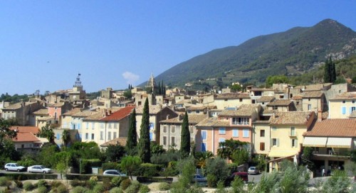 Balade moto sur 7 a 8 jours avec traversée des Alpes vers l'Italie et la Croatie, avec retour de nuit de Split à Ancona en bateau.