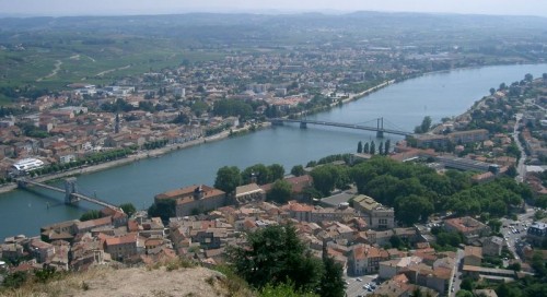A tester / Repas à Tournon et Hôtel Chêne Vert